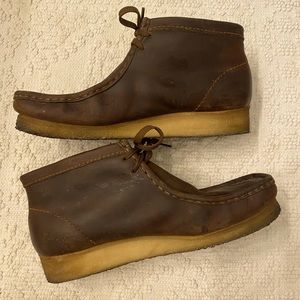 Mens Dark Brown Clark’s Wallabee Boots Beeswax